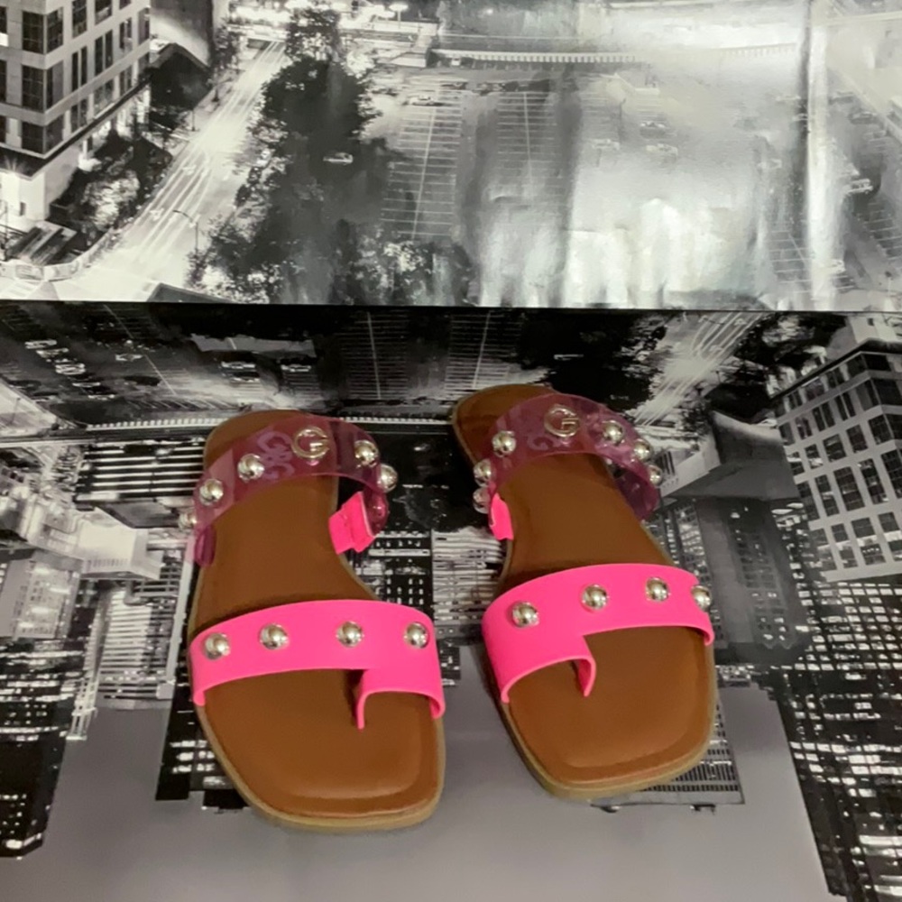 GBG Sandals